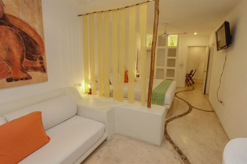 The Blue Pearl Suites Playa del Carmen Esterno foto