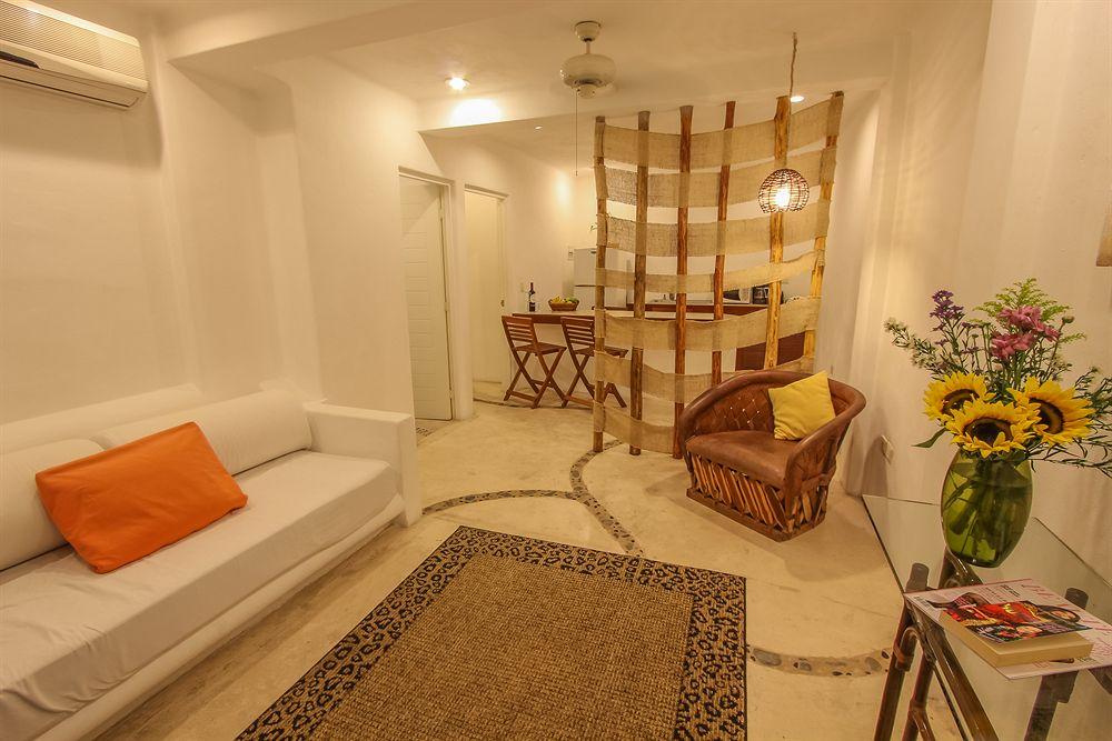 The Blue Pearl Suites Playa del Carmen Esterno foto