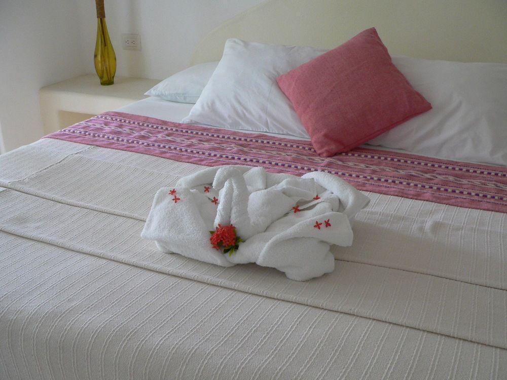 The Blue Pearl Suites Playa del Carmen Esterno foto
